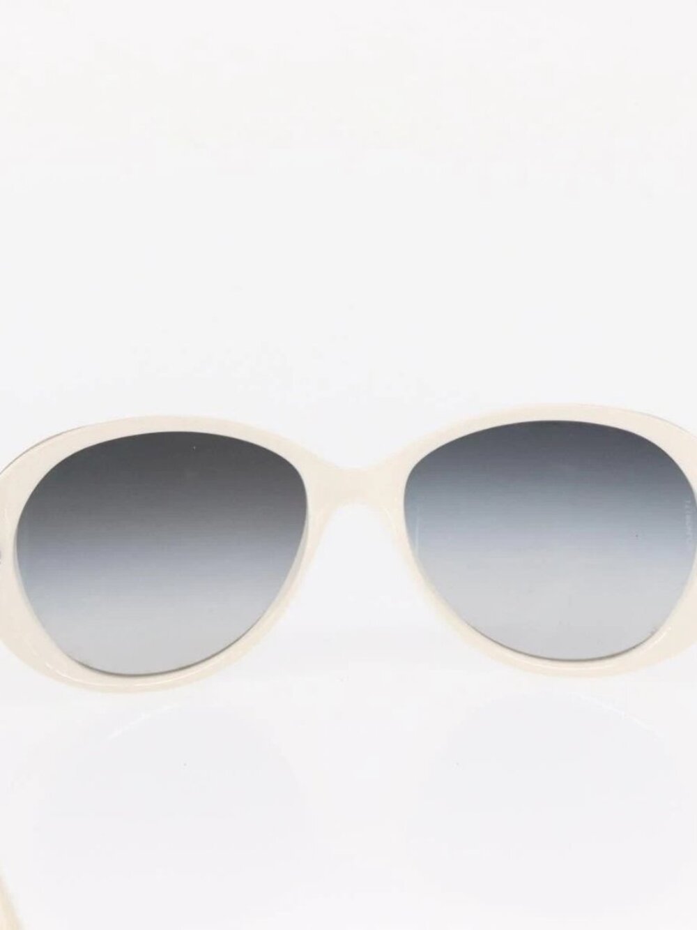 CHANEL Sunglasses plastic White CC Auth BA9081 - Picture 3 of 11